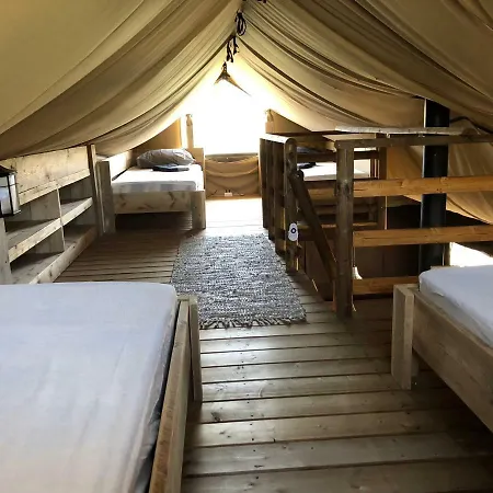 Cortijo Dos Santos Роскошный шатер *